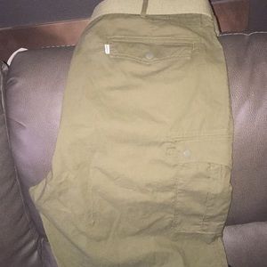 Levi cargo shorts